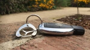 Mercedes-Benz Car Key Battery Replacement 